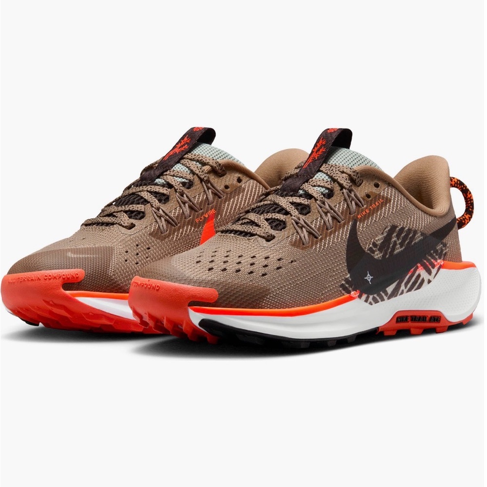 Nike Tan and Red Athletic Sneakers